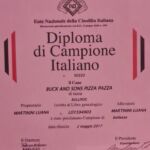 ALLEVAMENTO BULLDOG INGLESE-BUCK AND SONS- TITOLO CAMPIONE ITALIANO- BUCK AND SONS PIZZA PAZZA